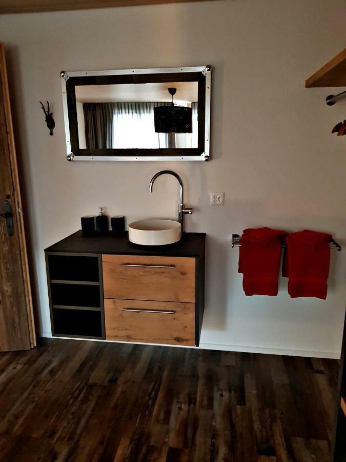 Churchstreet Appartements Майринген Екстериор снимка