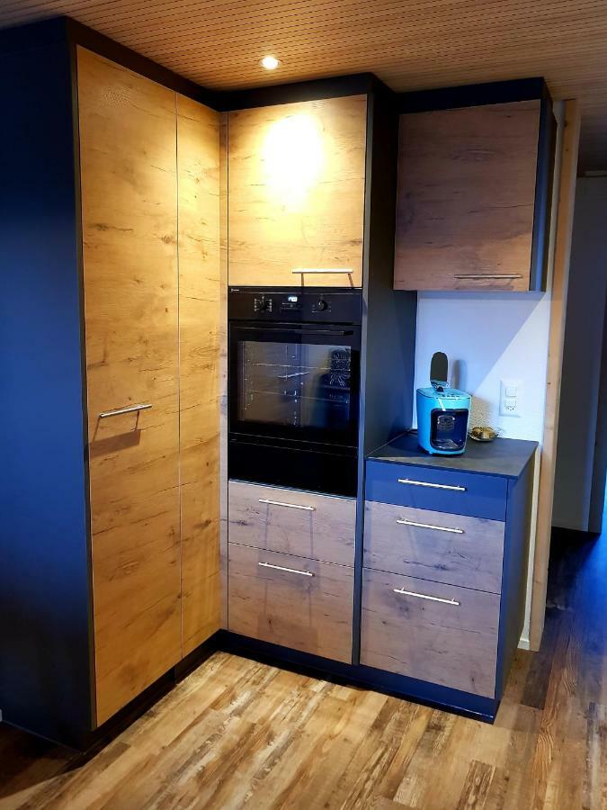 Churchstreet Appartements Майринген Екстериор снимка
