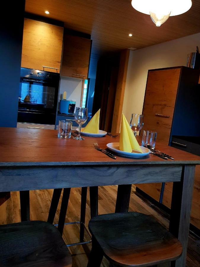 Churchstreet Appartements Майринген Екстериор снимка
