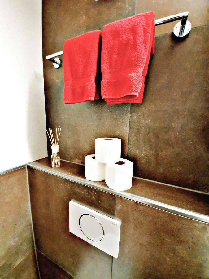 Churchstreet Appartements Майринген Екстериор снимка